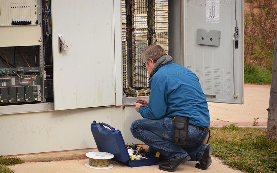 électricien maintenance Carrières-sur-Seine